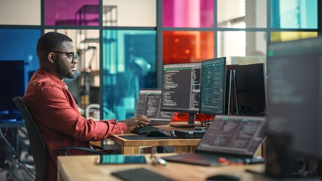 Jobs requiring artificial intelligence skills carry up to a 25% wage premium in some countries, such as the United States, according to new research by PwC.