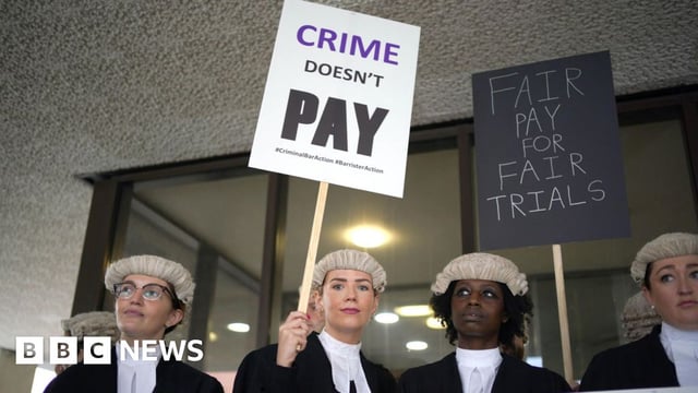Barristers striking in 2022