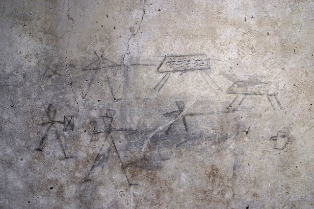 Drawings depicting gladiators among latest discoveries at Pompeii