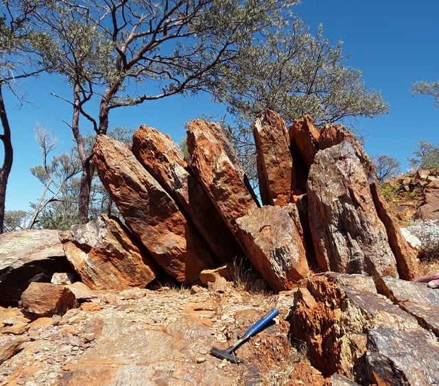 Represents the sample site called "Discovery site W74" Jack Hills, Western Australia.