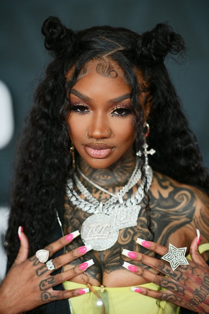 Enchanting, a rapper who was signed to Gucci Mane's 1017 Records, has died.