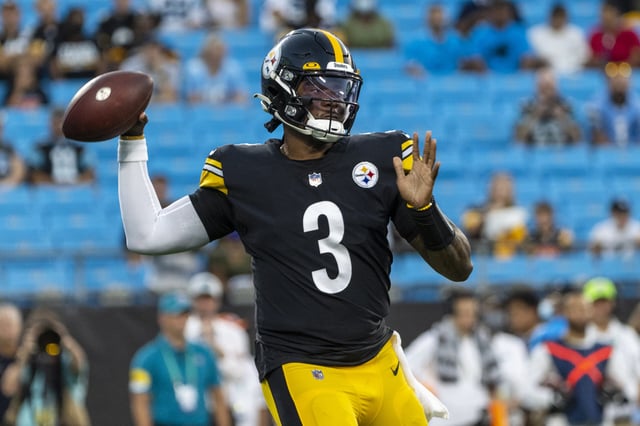 Dwayne Haskins #3 of the Pittsburgh Steelers looks to pass against the Carolina Panthers during the first half of an NFL preseason game at Bank of America Stadium on August 27, 2021 in Charlotte, North Carolina.