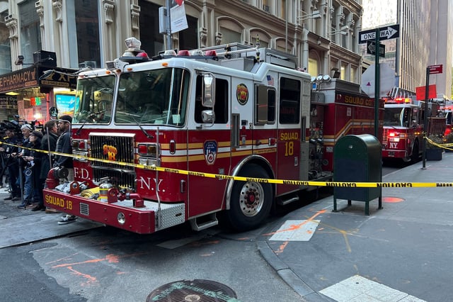 Videos show massive Brooklyn fire