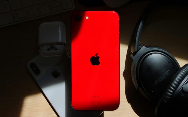 If the claim is true, iPhone SE 4 would be the first SE with an OLED display, not to mention a bigger size overall.