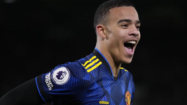 FILE - Manchester United's Mason Greenwood celebrates after scoring his side's second goal during an English Premier League soccer match between Brentford and Manchester United at the Brentford Community Stadium in London, Wednesday, Jan. 19, 2022. Getafe acquired the former Manchester United forward on loan on Friday, Sept. 1, 2023, after the English player left his old club following a criminal investigation into a possible attempted rape that was finally closed by prosecutors. (AP Photo/Matt Dunham, File)