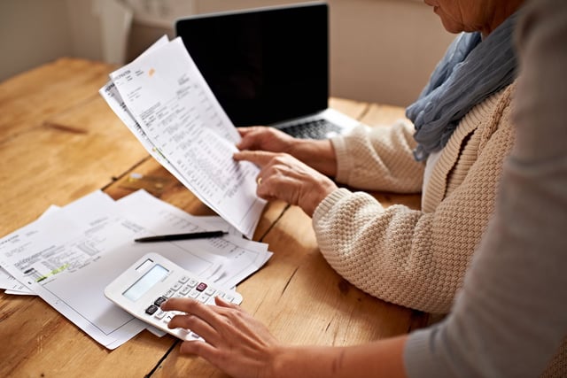 Disagree with that medical bill? It might be worth calling your hospital billing office.