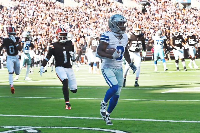 Dallas Cowboys wide receiver Brandin Cooks (3) scores a touchdown against the Browns on Sunday in Cleveland.