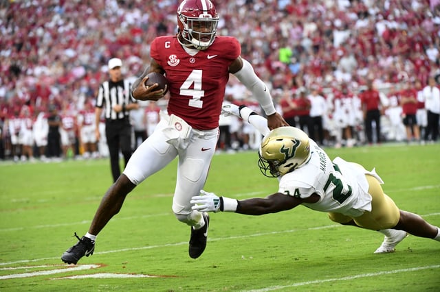 Will Jalen Milroe and Alabama football beat Wisconsin on Saturday? College football Week 3 picks, predictions and odds weigh in on the game.