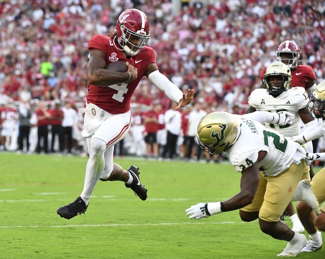 Alabama quarterback Jalen Milroe ran for two touchdowns against South Florida last week.