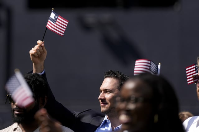 Foreign born people in US highest rate