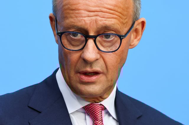 Christian Democratic Union (CDU) leader Friedrich Merz speaks during a press conference with Bavarian State Prime Minister Markus Soeder of the Christian Social Union (CSU) in Berlin, Germany, September 17, 2024.  REUTERS/Fabrizio Bensch