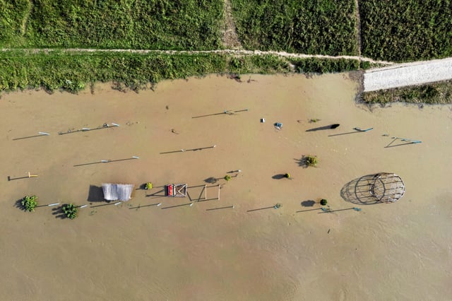 A drone view of the Oder river, in Wroclaw, Poland, September 19, 2024. Agencja Wyborcza.pl/Patryk Ogorzalek via REUTERS/ File Photo